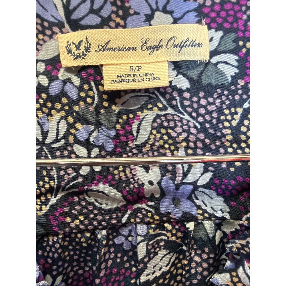 American Eagle Purple Floral Ruffle V-Neck Mini Dress Cap Sleeve Size S - Picture 2 of 6